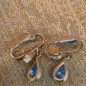 Elegant Silver tone  Blue Teardrop Earrings